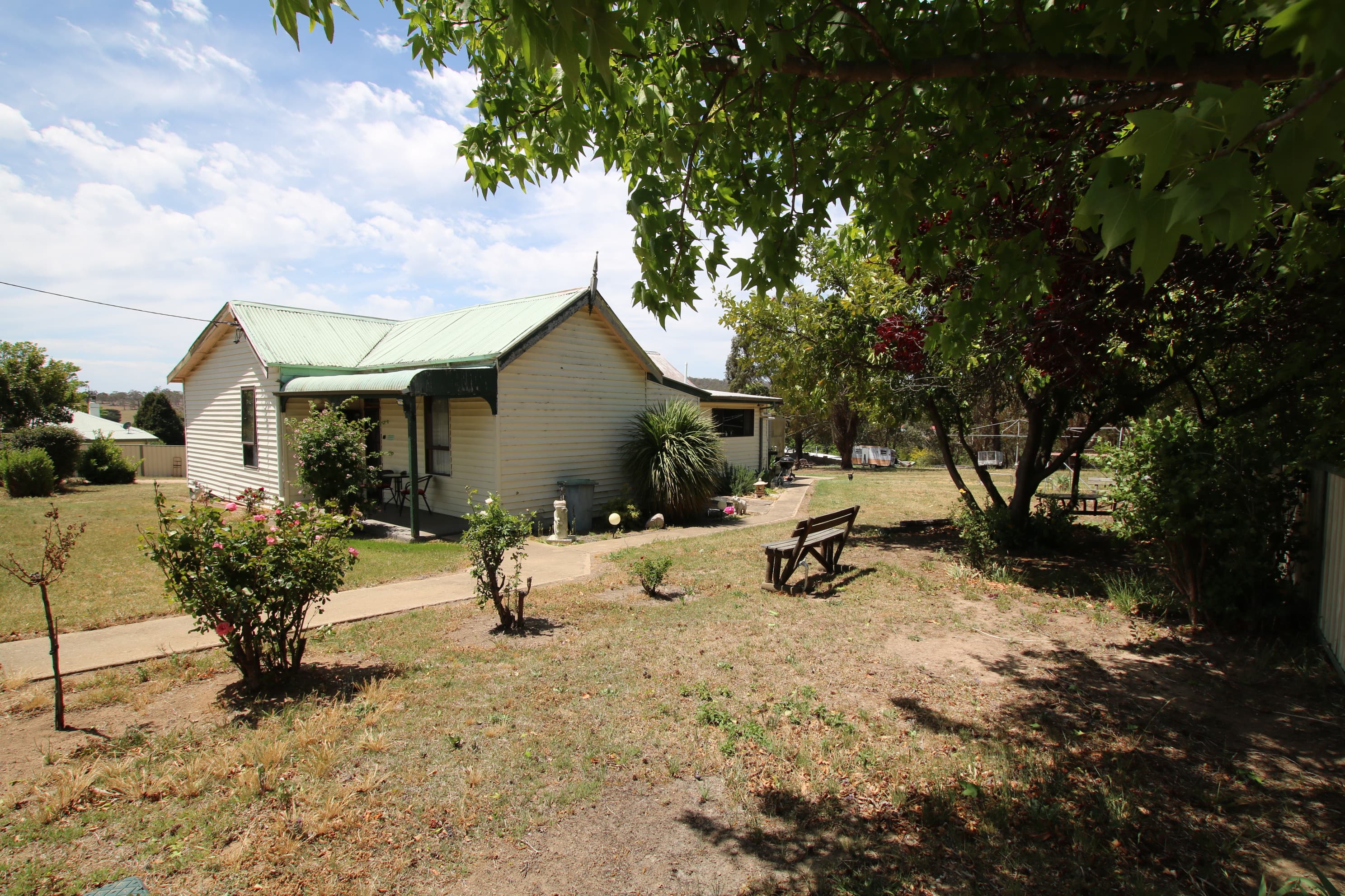22-24 Queen Street, Bombala, Bombala - Thumbnail 2