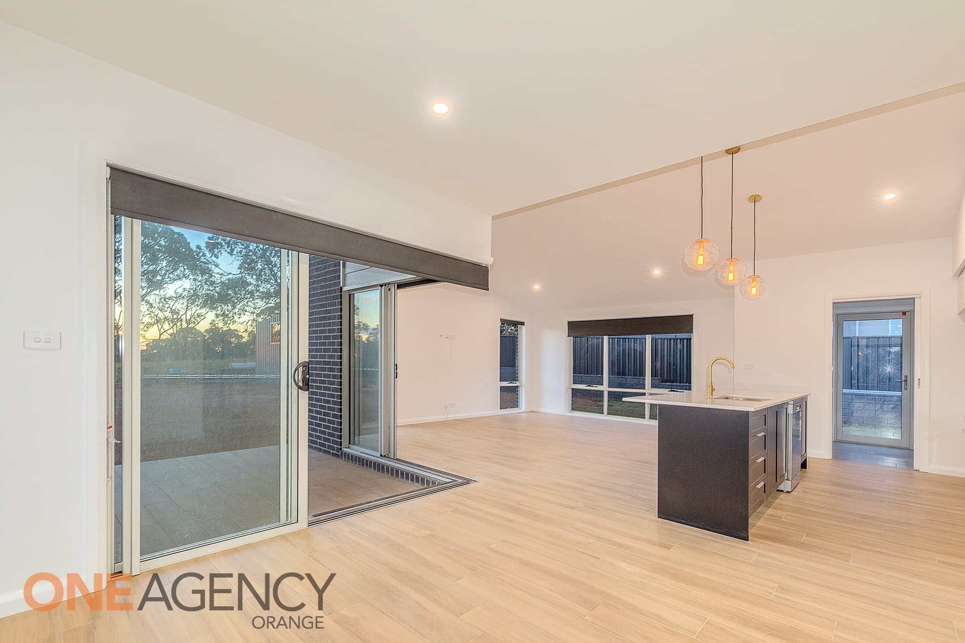 30 Stevenson Way, Orange, Orange - Thumbnail 4