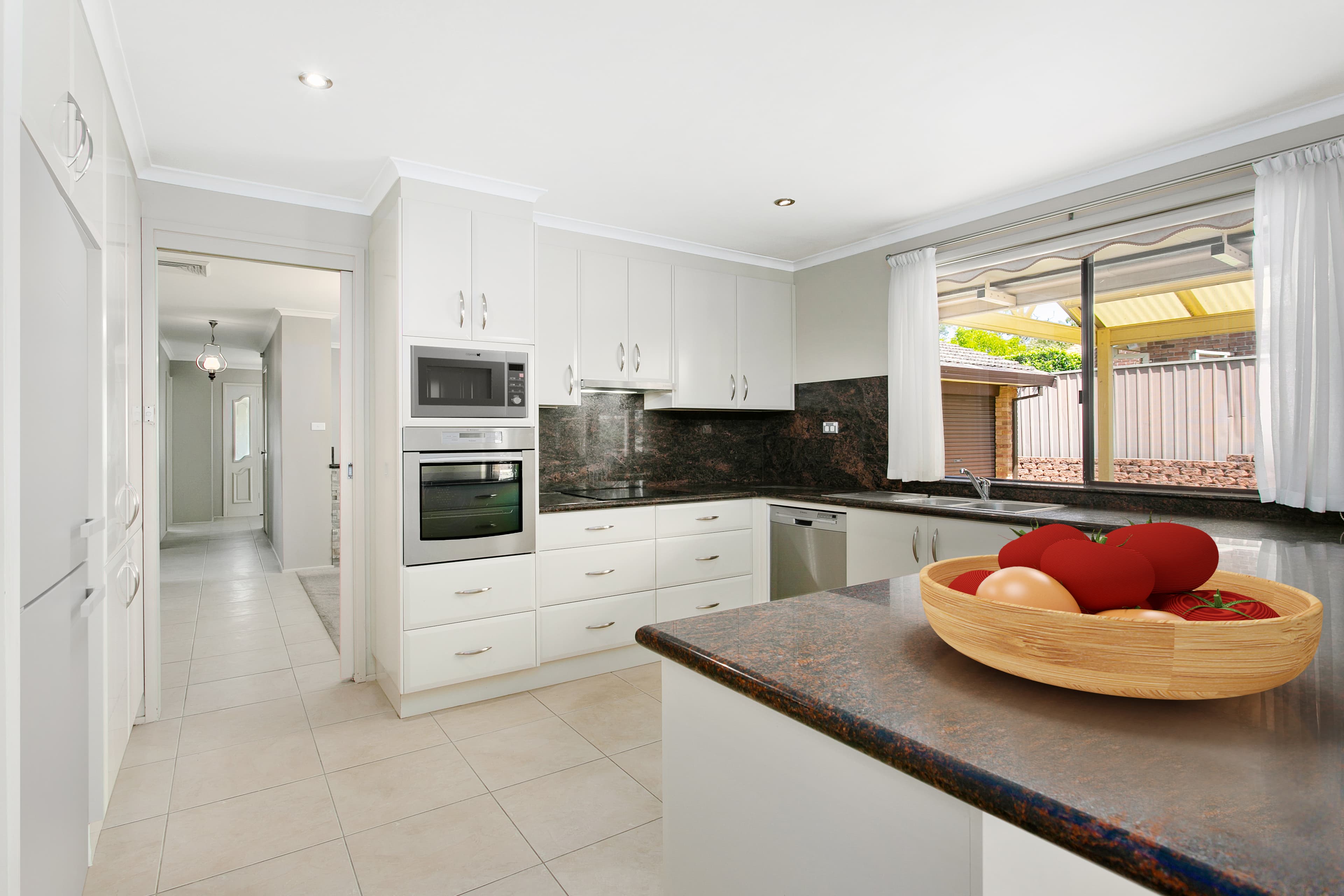 11 Bottlebrush Place, Alfords Point, Alfords Point - Thumbnail 3
