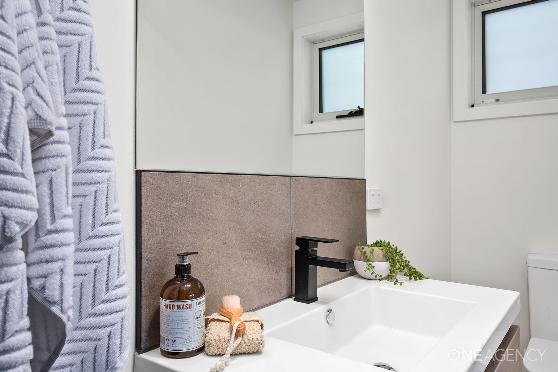 2/56 West Barrack Street, Deloraine, Deloraine - Thumbnail 8