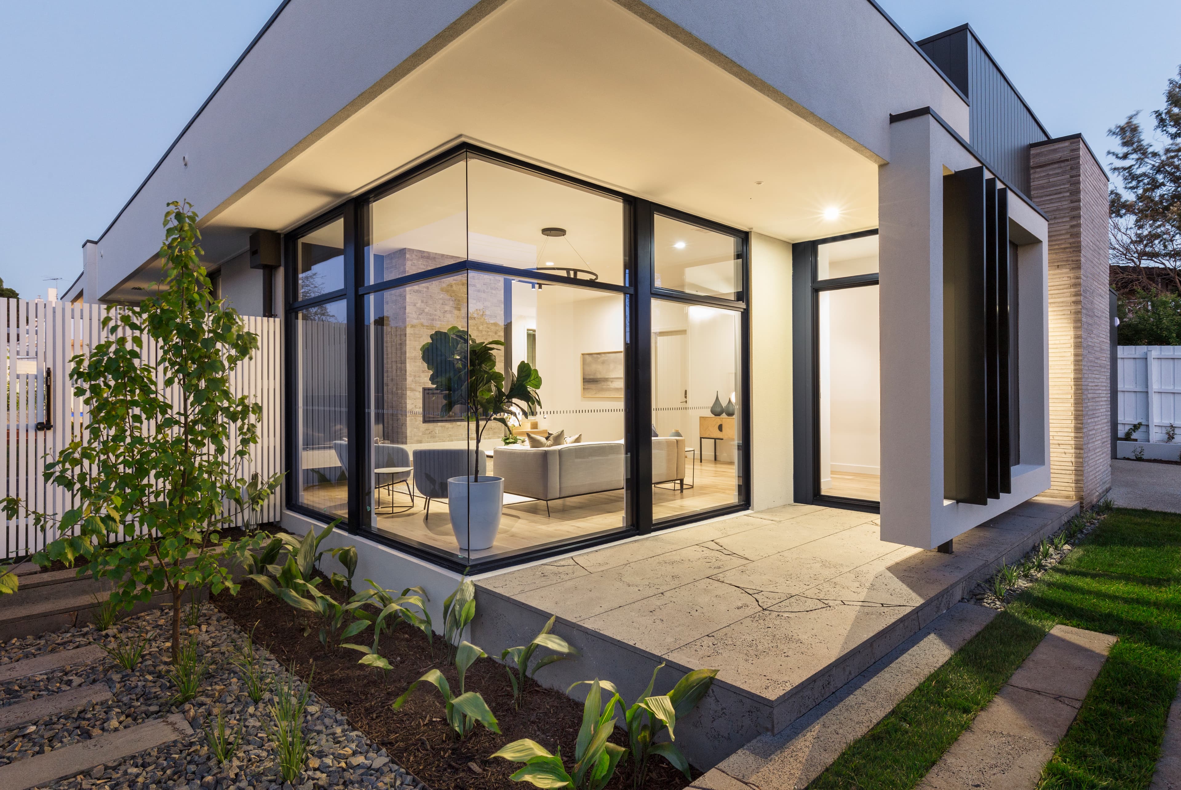 75 Rutland Avenue, Mount Eliza, Mount Eliza - Thumbnail 2