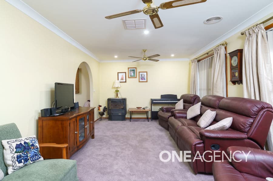 83 STANLEY Street, Kooringal, Kooringal - Thumbnail 2