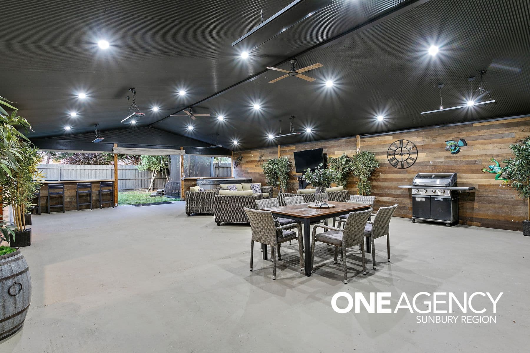 11 Burge Drive, Sunbury, Sunbury - Thumbnail 3