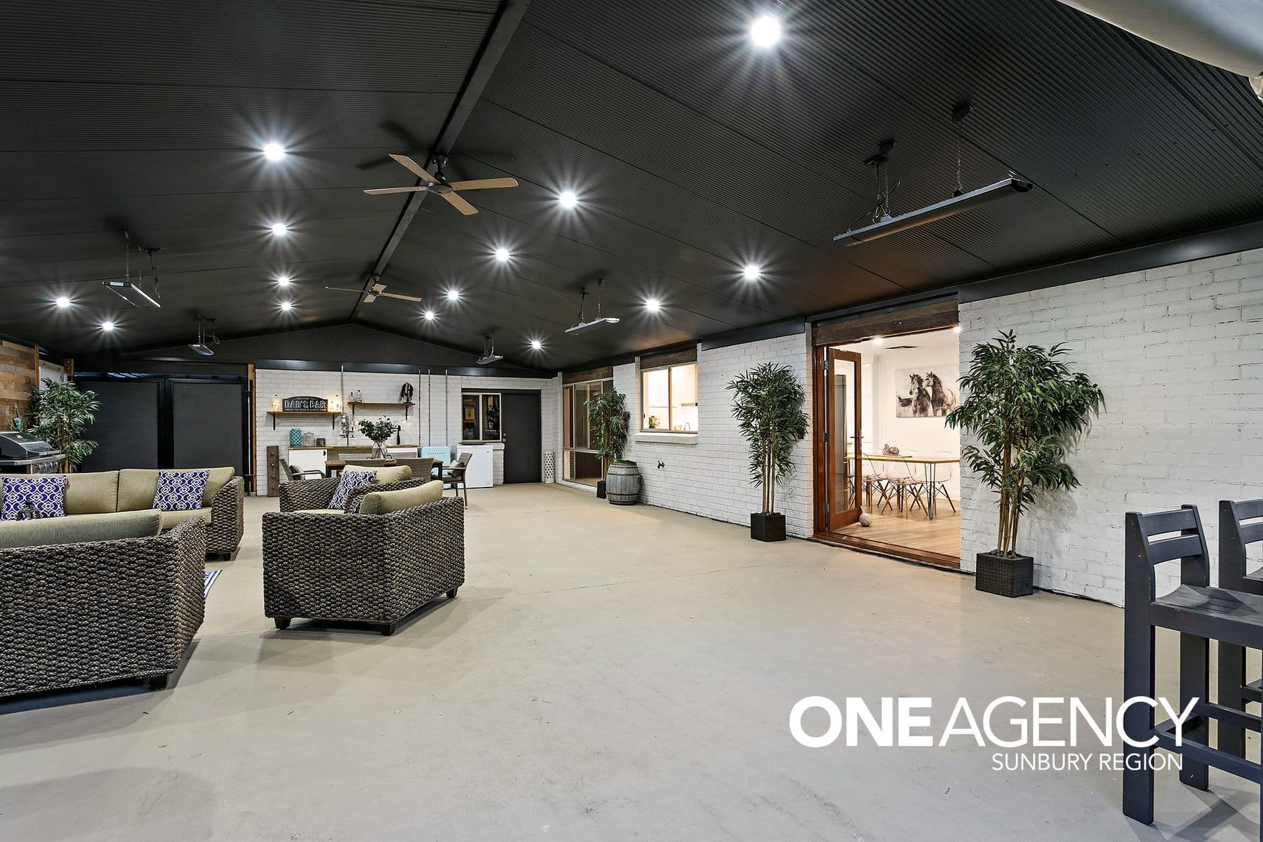 11 Burge Drive, Sunbury, Sunbury - Thumbnail 4