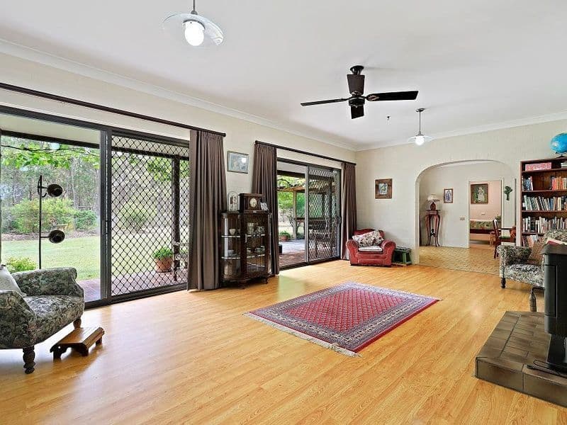 45 Forest Road, Falls Creek, Falls Creek - Thumbnail 5