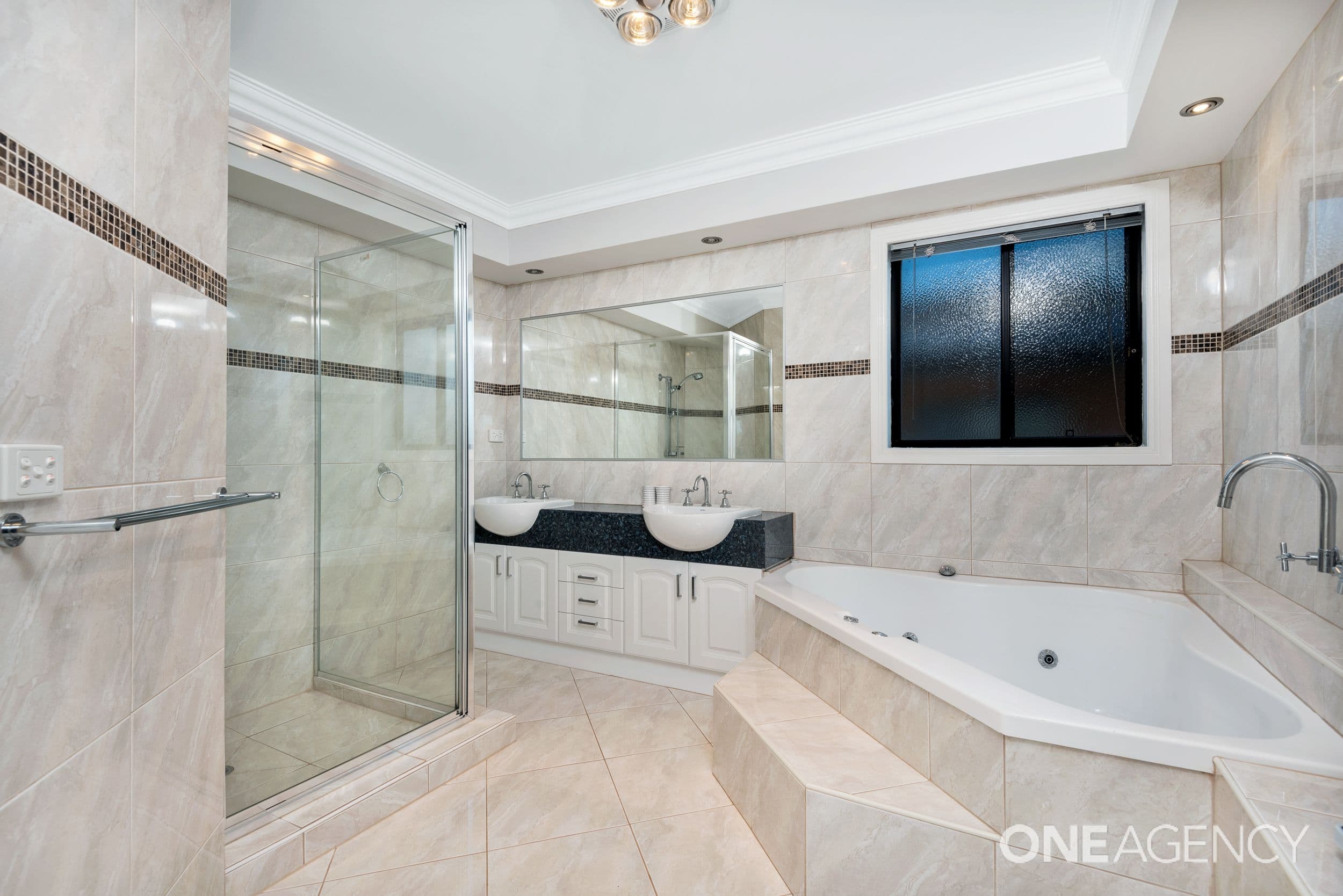 50 Parkwood Drive, Highton, Highton - Thumbnail 6