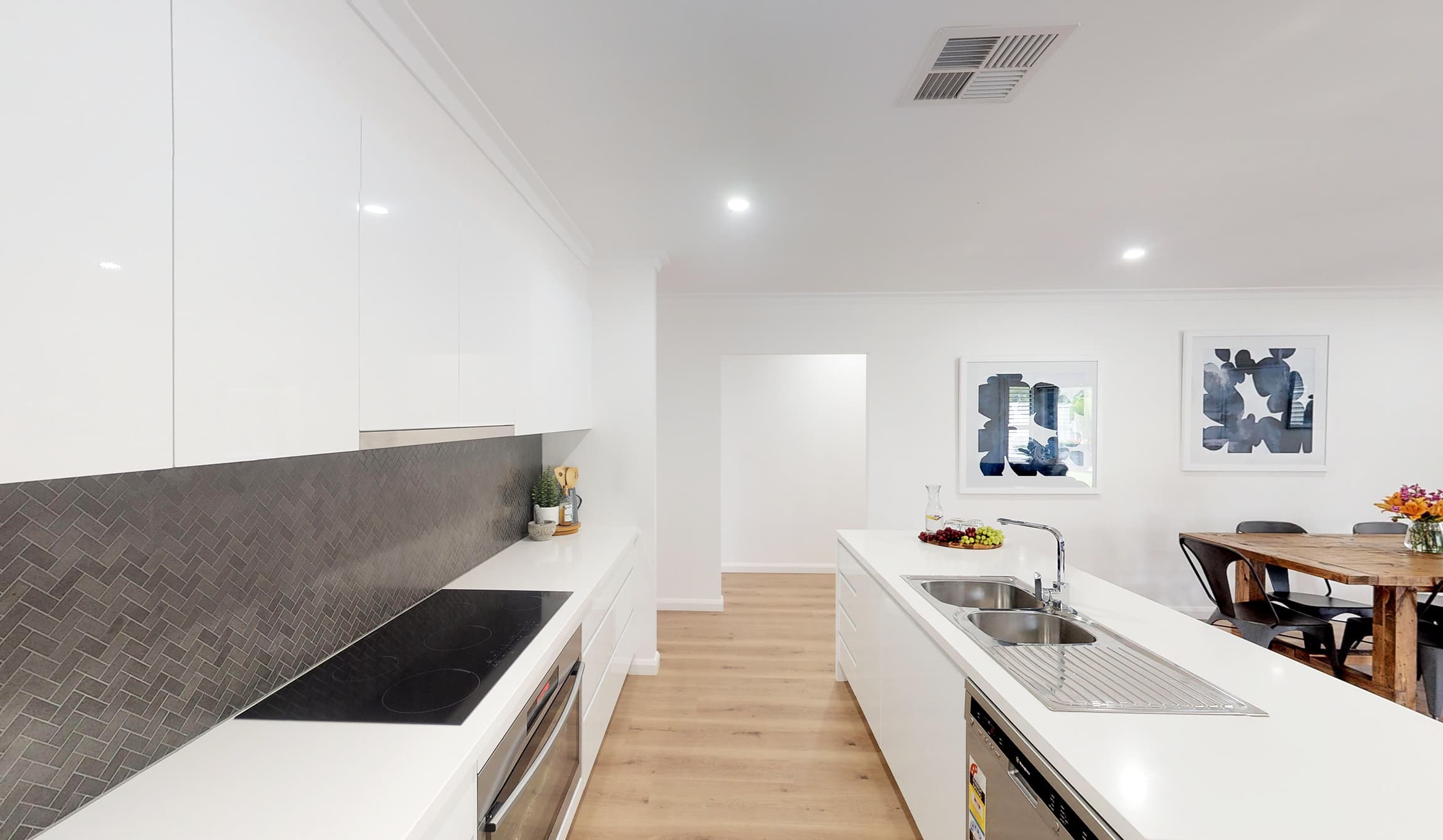 6 Seabeach Street, Sandy Beach, Sandy Beach - Thumbnail 5