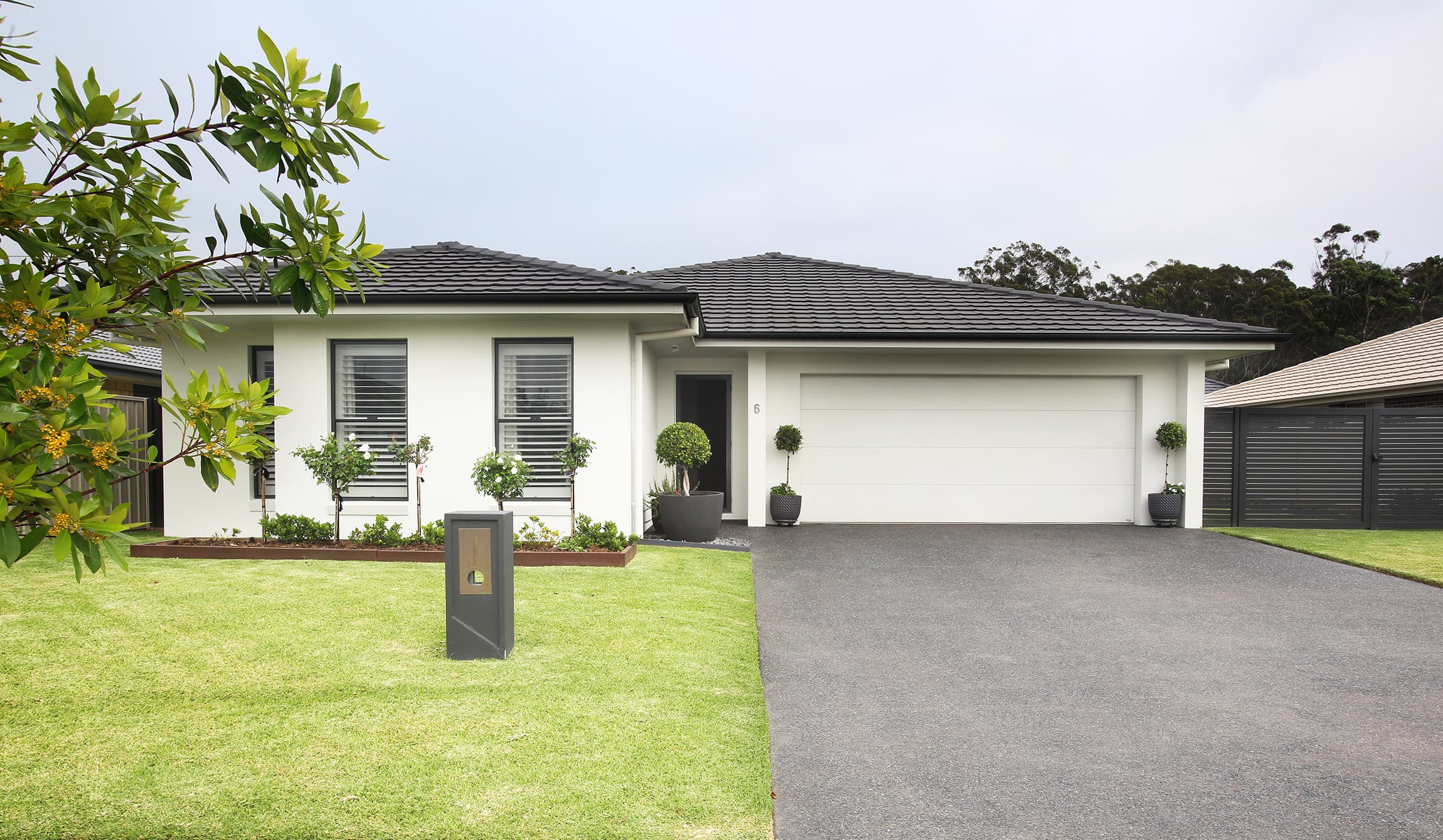6 Seabeach Street, Sandy Beach, Sandy Beach - Image 1