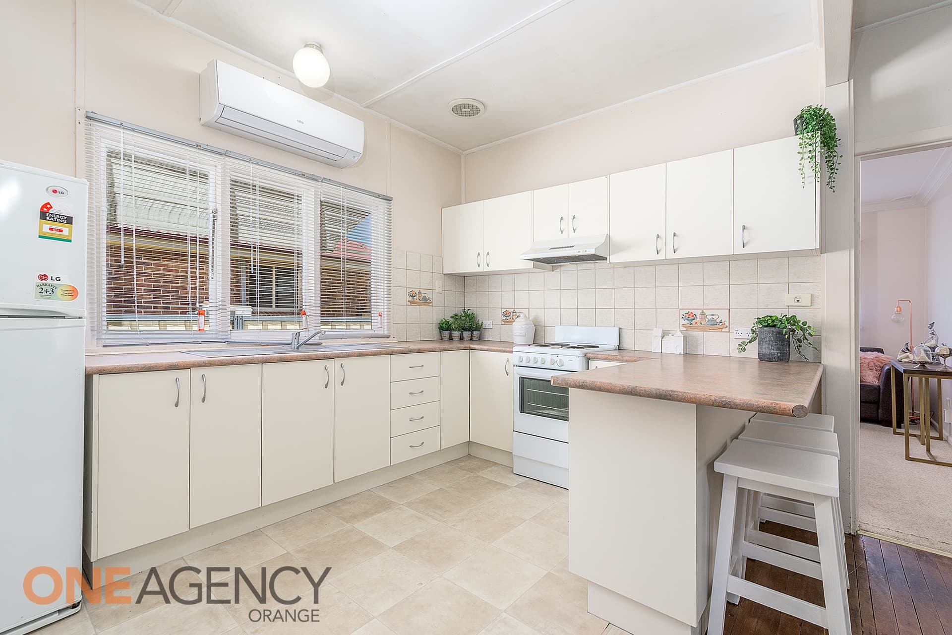 182 March Street, Orange, Orange - Thumbnail 4