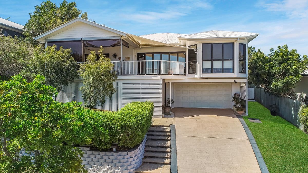 19 Elly Circuit, Coolum Beach, Coolum Beach - Image 1