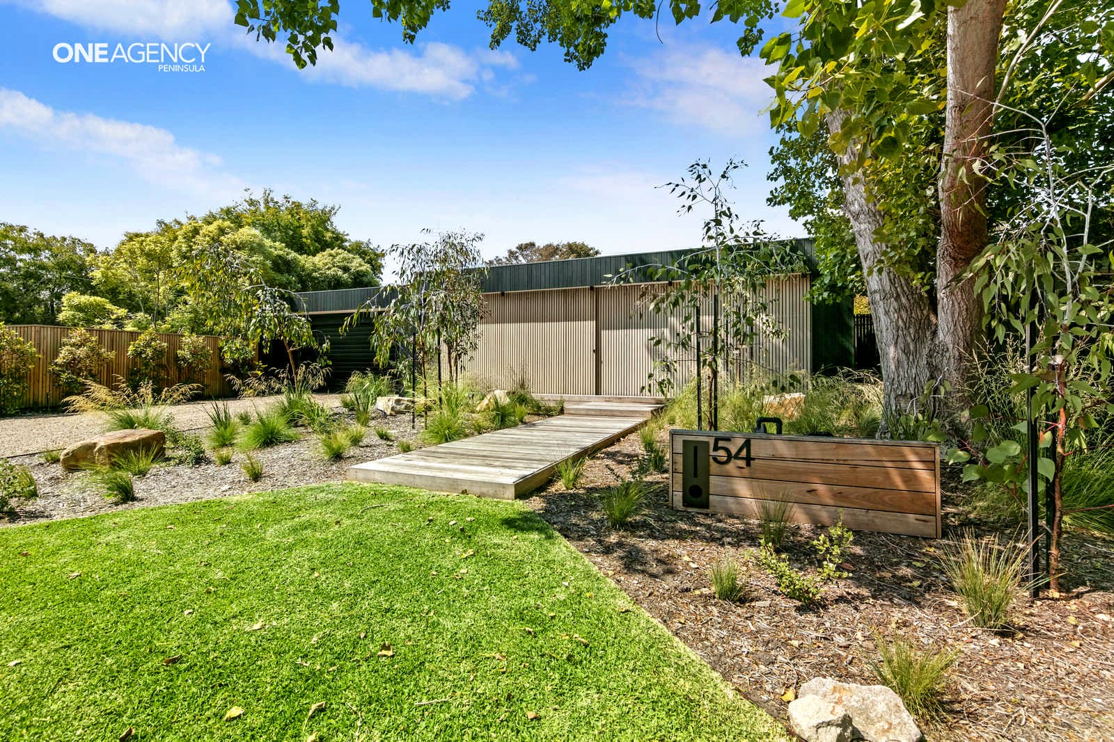 54 Seaview Street, Blairgowrie, Blairgowrie - Thumbnail 2
