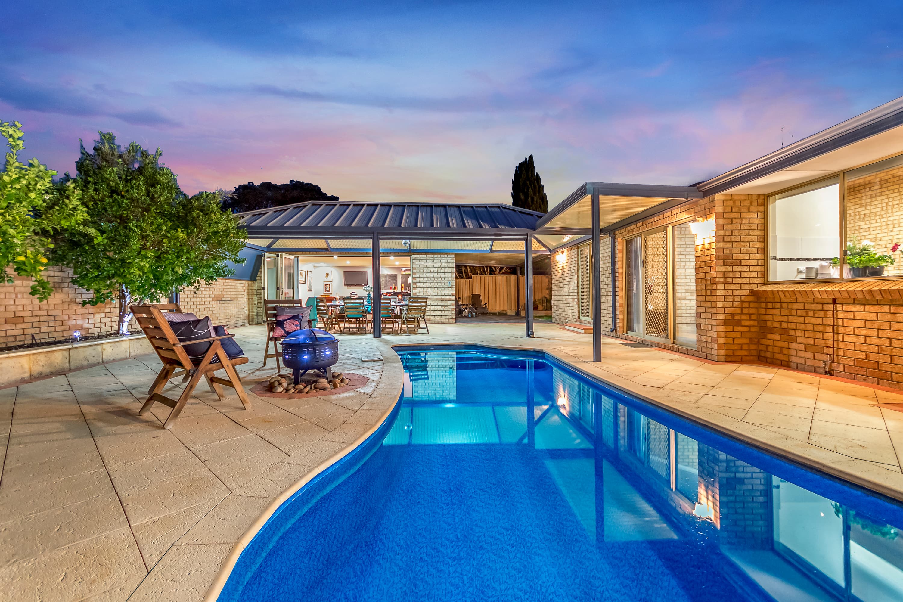 24 Acheson Crescent, Woodvale, Woodvale - Thumbnail 2