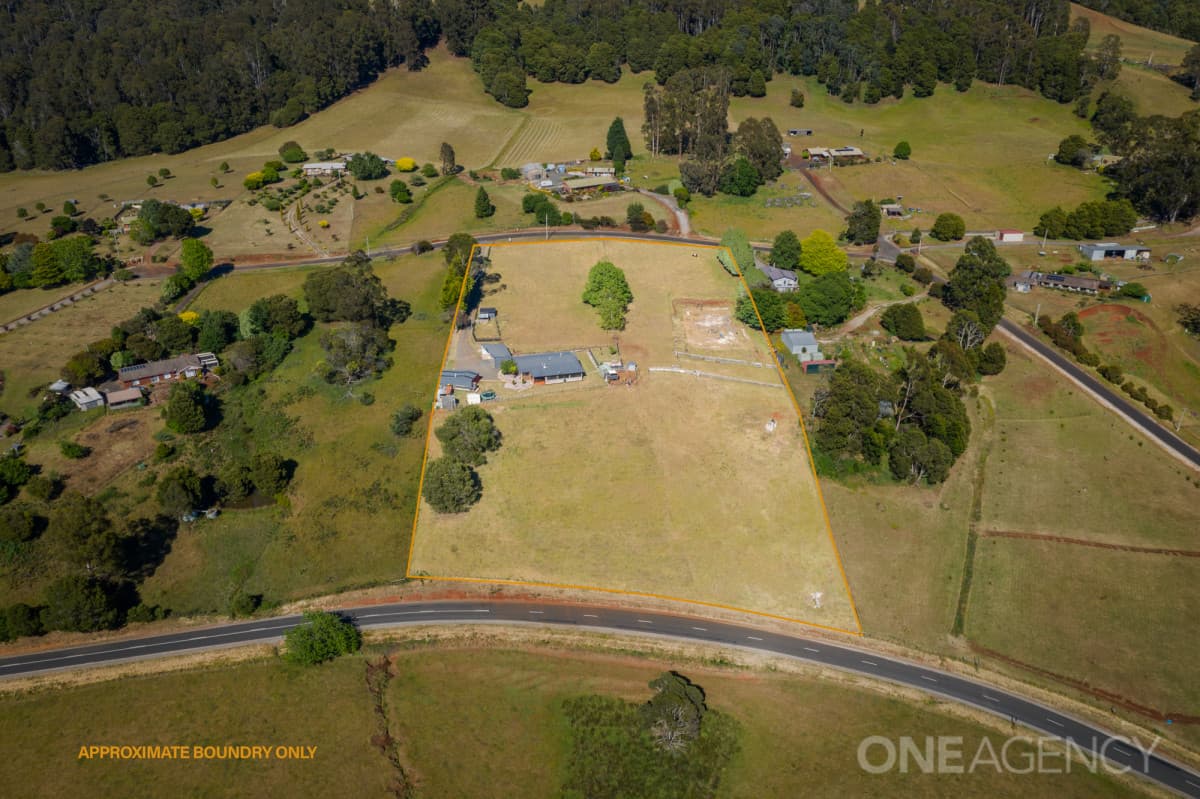 15 Farquhar Place, Kindred, Kindred - Image 1