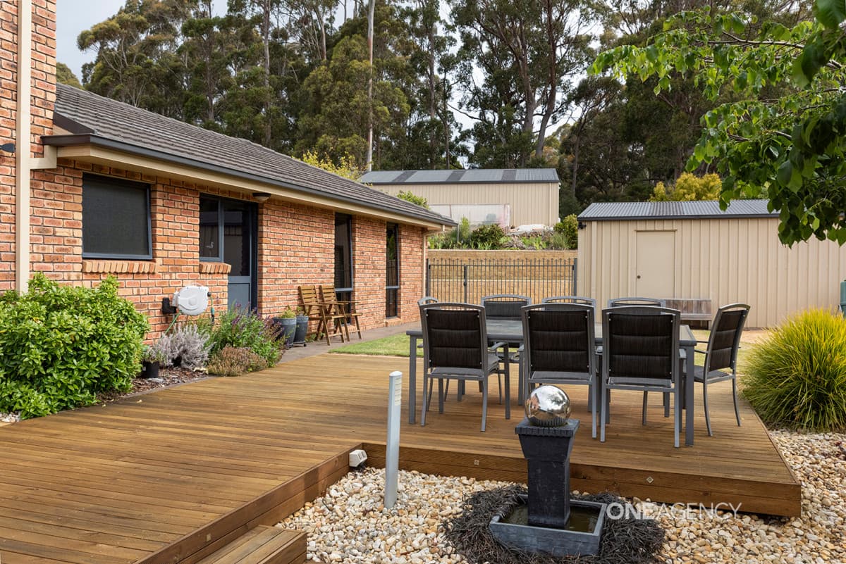 6 Jordan Court, Park Grove, Park Grove - Thumbnail 4