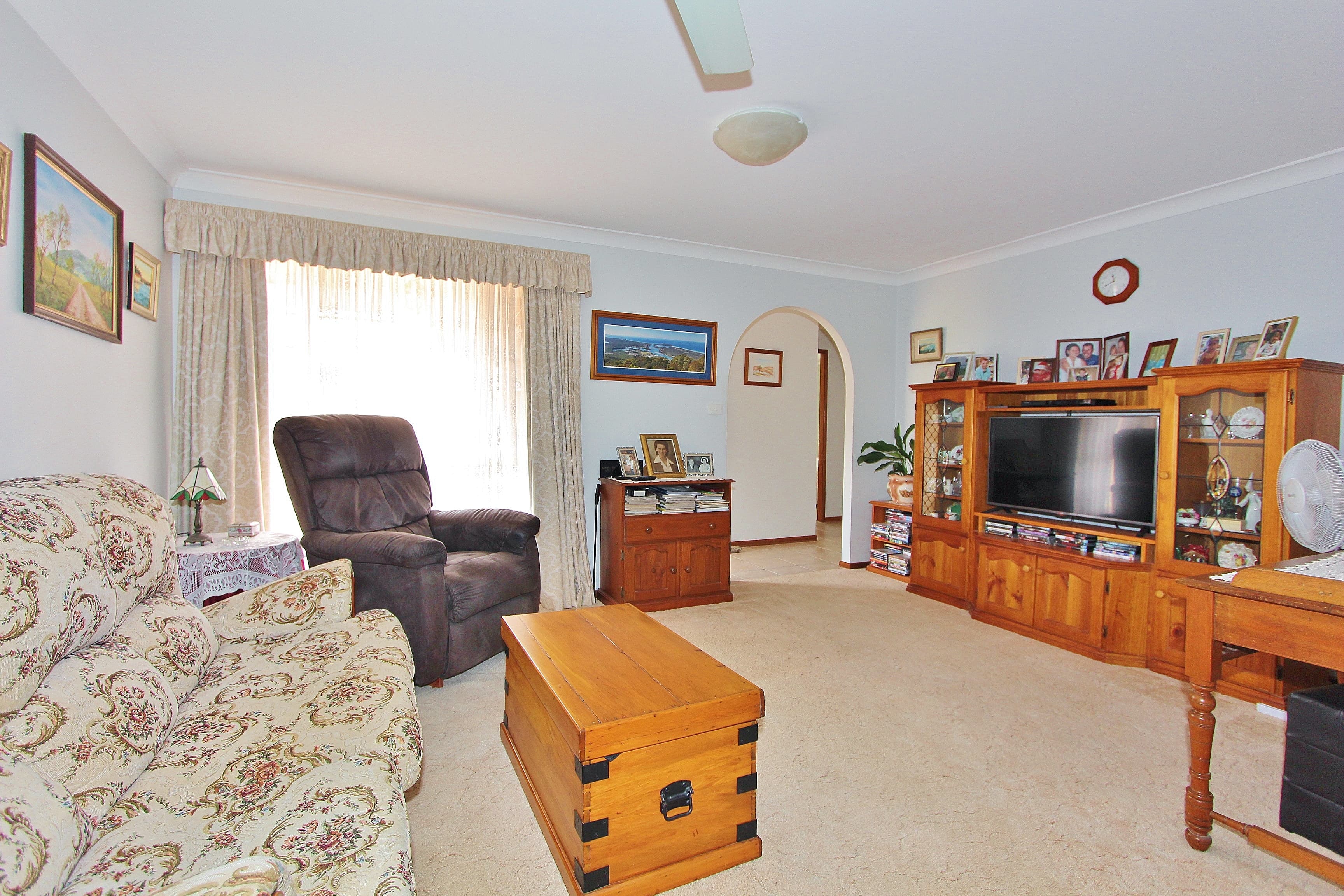 33 Honeysuckle Avenue, Lakewood, Lakewood - Thumbnail 4