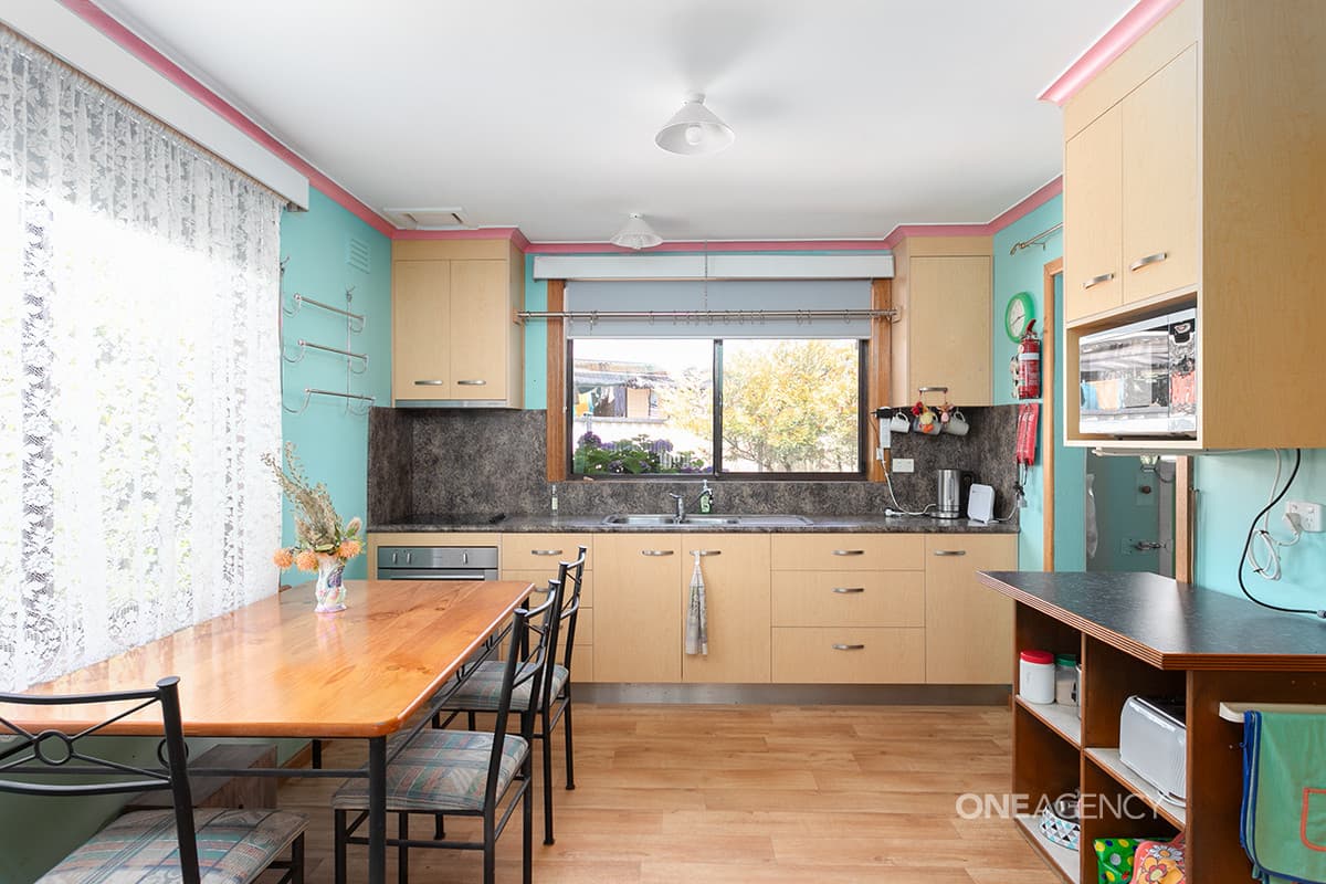 33 Griffith Street, Acton, Acton - Thumbnail 2
