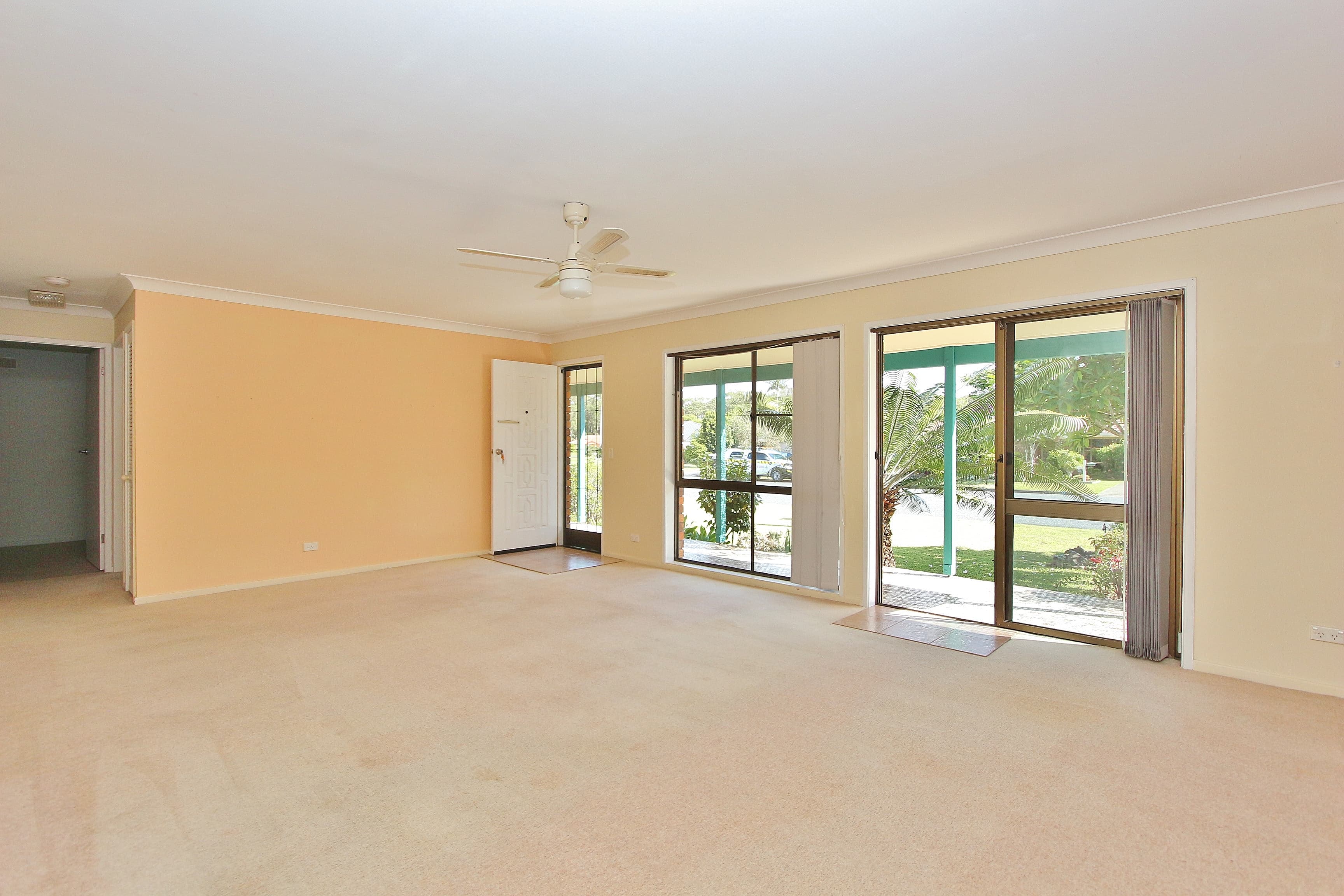 12 Sirius Drive, Lakewood, Lakewood - Thumbnail 3