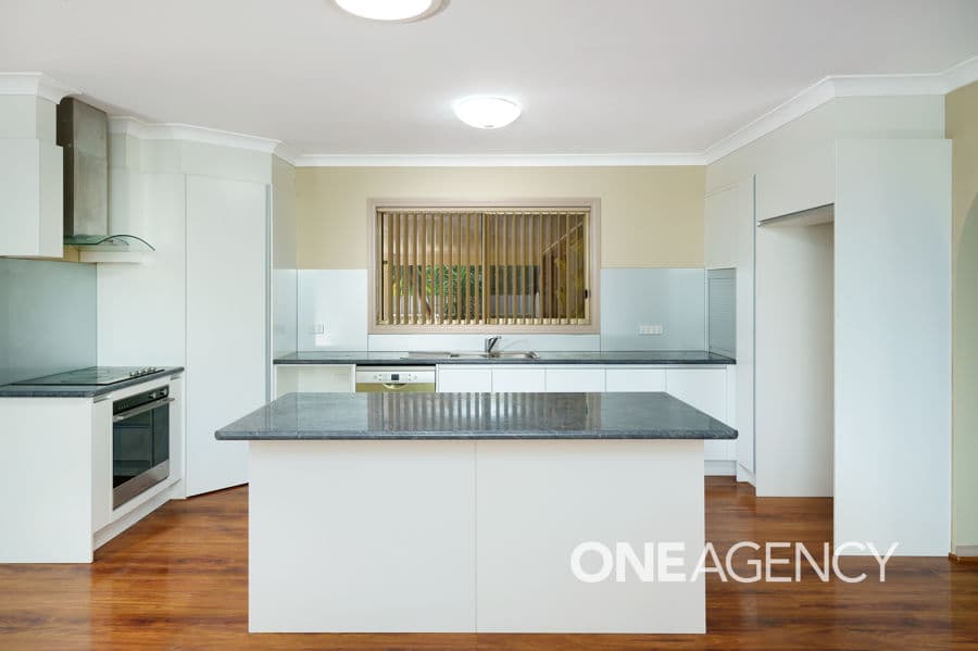 34 DUNROBIN Street, Coolamon, Coolamon - Thumbnail 4