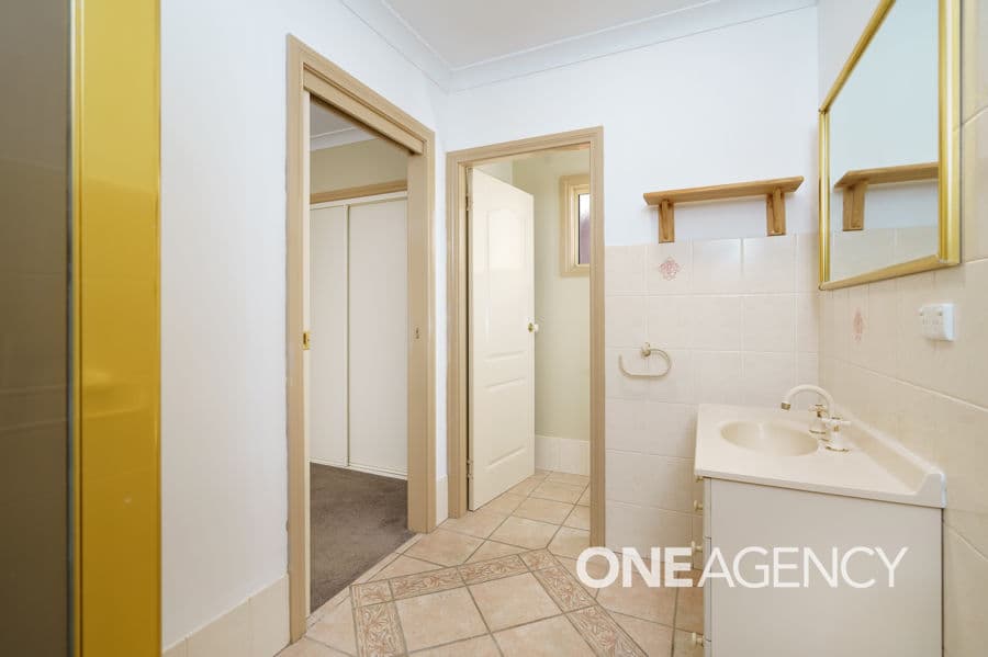 34 DUNROBIN Street, Coolamon, Coolamon - Thumbnail 6