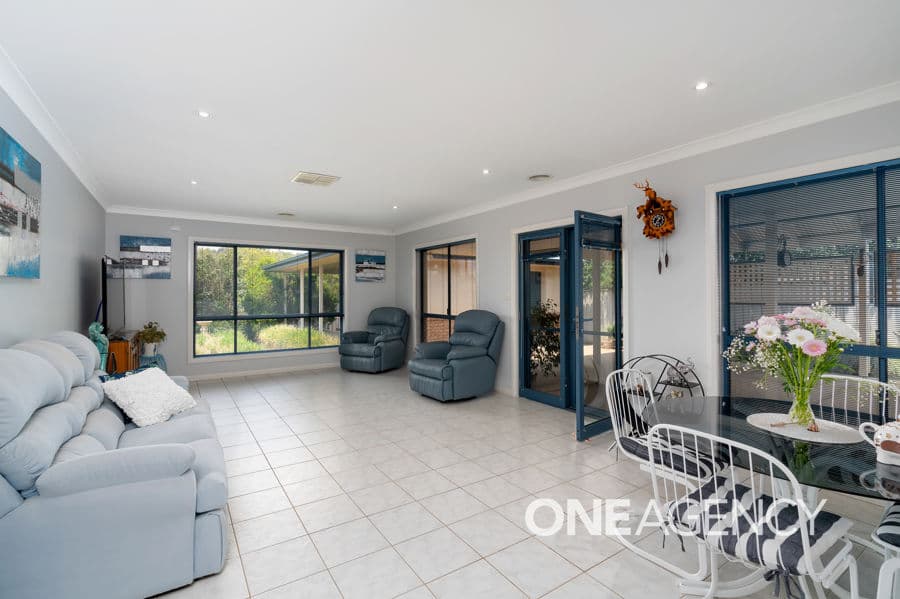 39 Hargrave Avenue, Lloyd, Lloyd - Thumbnail 4