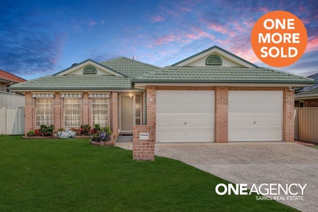 17 Melroy Drive, Mount Hutton, Mount Hutton - Image 1