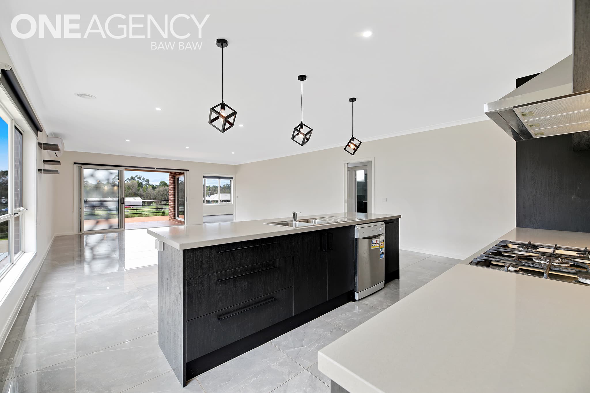 118 Bexley Boulevard, Drouin, Drouin - Thumbnail 3