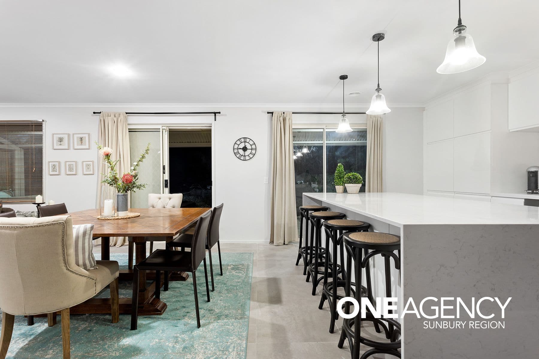 16 Rees Road, Sunbury, Sunbury - Thumbnail 7