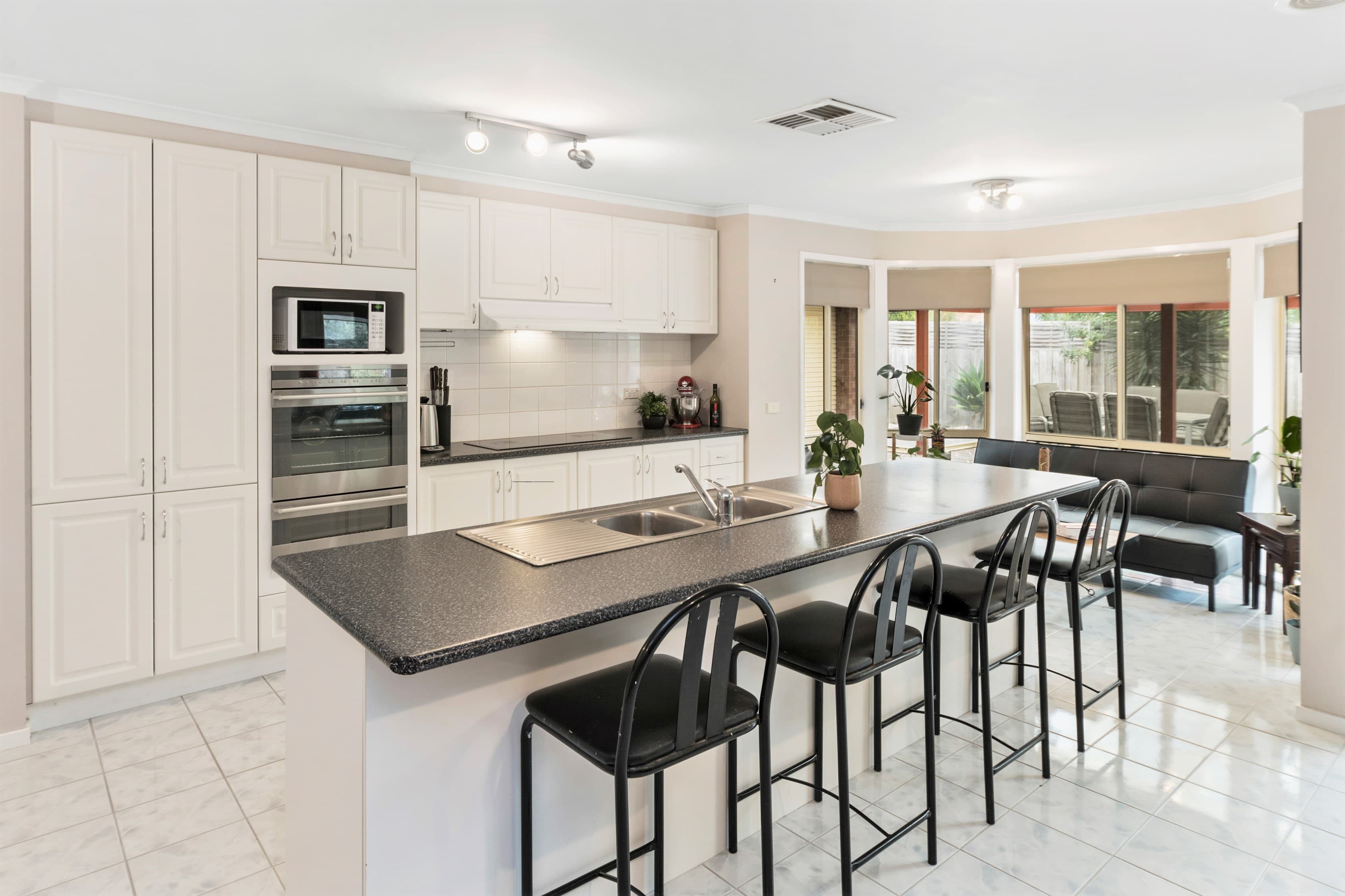 21 Willowdene Close, Somerville, Somerville - Thumbnail 4