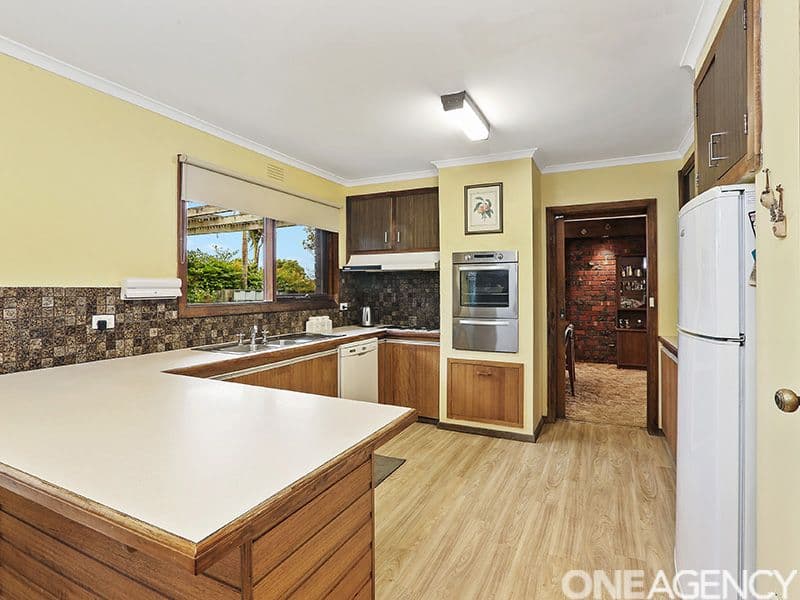 3 Pandora Court, Whittington, Whittington - Thumbnail 2