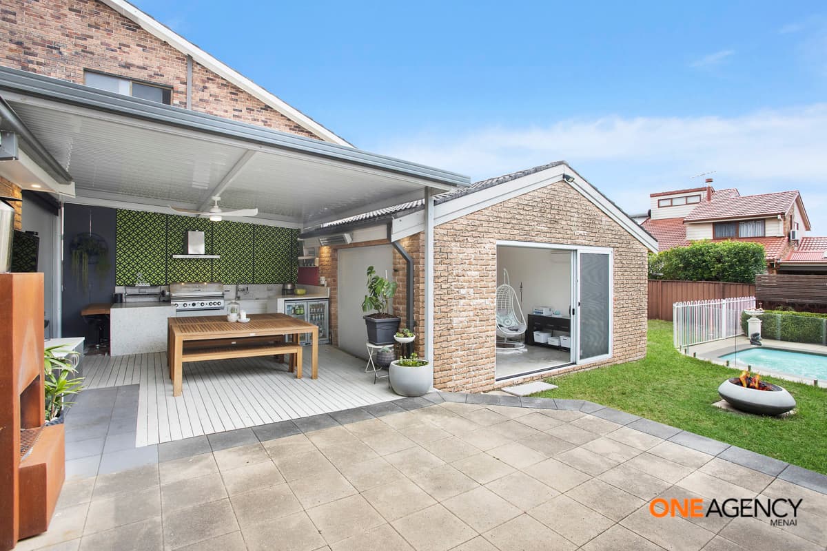 3 Hyde Close, Illawong, Illawong - Thumbnail 2