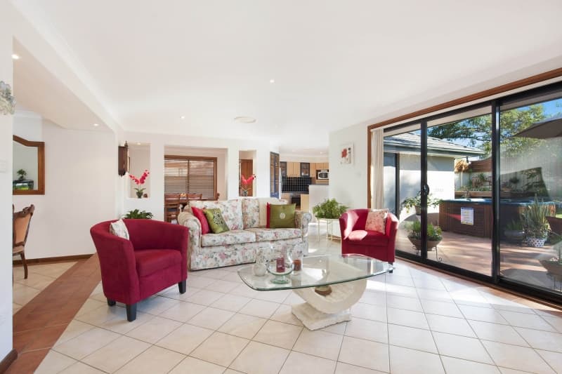 95 Blue Bell Drive, Wamberal, Wamberal - Thumbnail 2