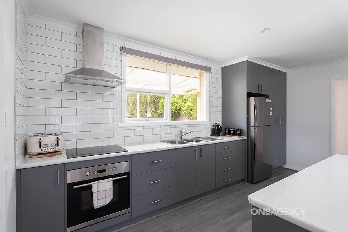 38 Roslyn Avenue, Romaine, Romaine - Thumbnail 3