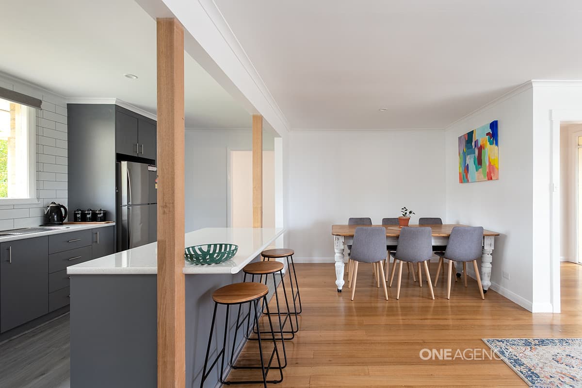 38 Roslyn Avenue, Romaine, Romaine - Image 1