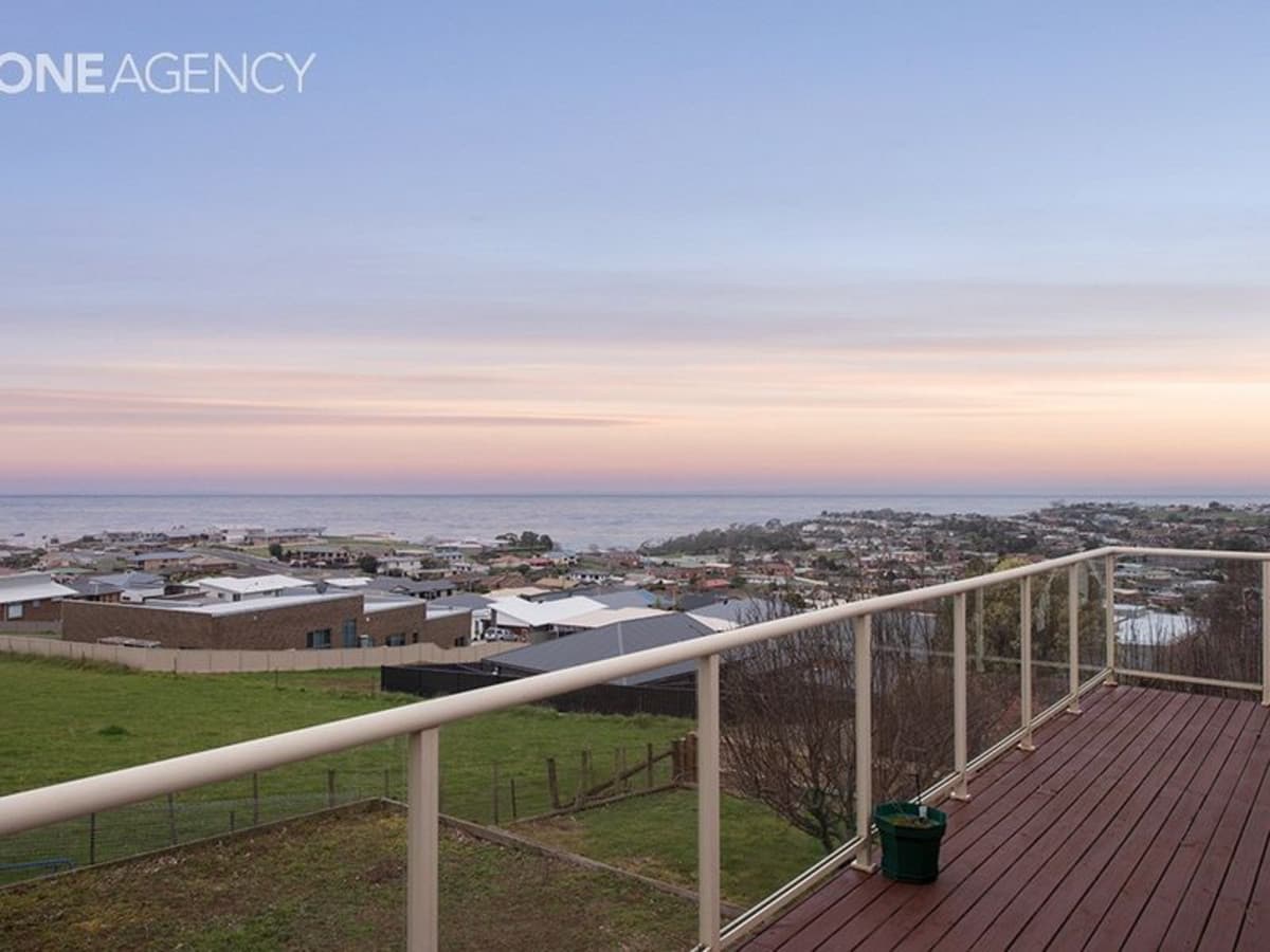 7 Firmont Rise, Park Grove, Park Grove - Thumbnail 3