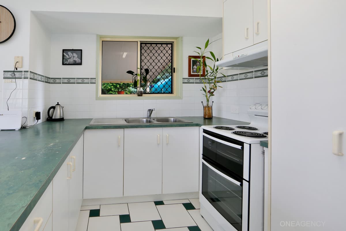 2 Bergin Court, Torquay, Torquay - Thumbnail 4