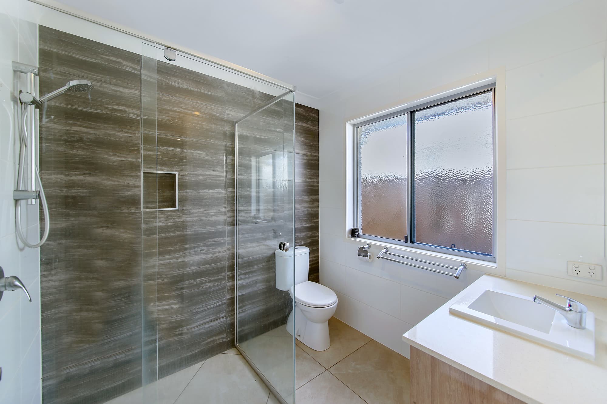 17 Curtis Street, Mountain Creek, Mountain Creek - Thumbnail 7
