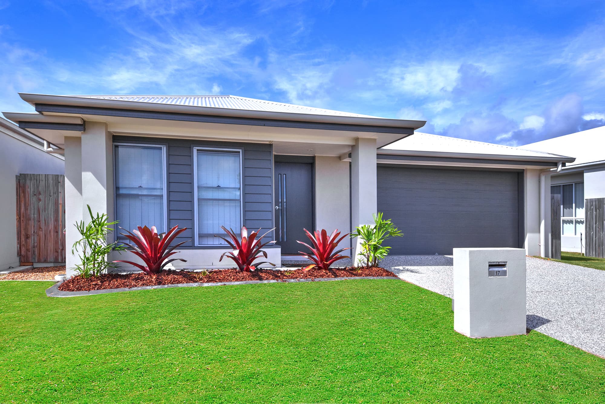 17 Curtis Street, Mountain Creek, Mountain Creek - Thumbnail 2