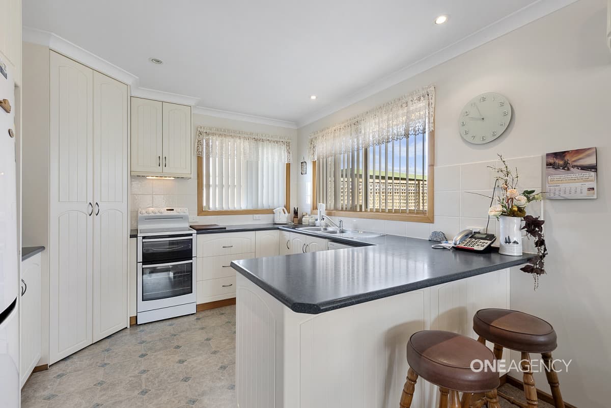 2/19B Emmett Street, Smithton, Smithton - Thumbnail 2