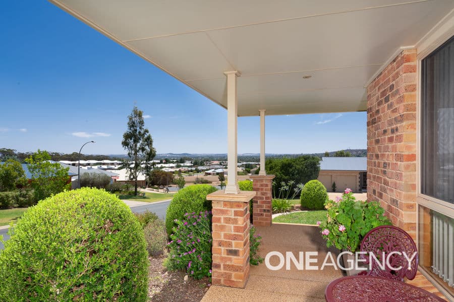17 Waverley Place, Bourkelands, Bourkelands - Thumbnail 2