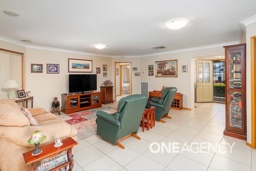 17 Waverley Place, Bourkelands, Bourkelands - Thumbnail 3