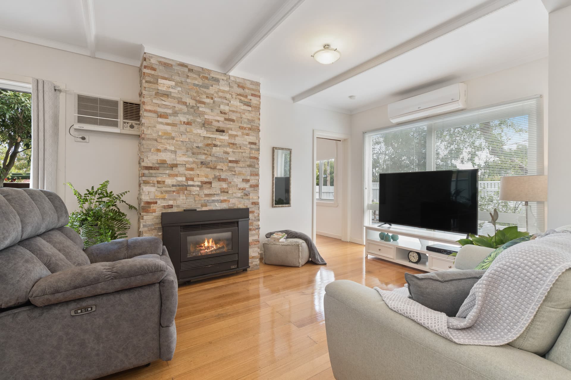 65 Rosslyn Avenue, Seaford, Seaford - Thumbnail 2