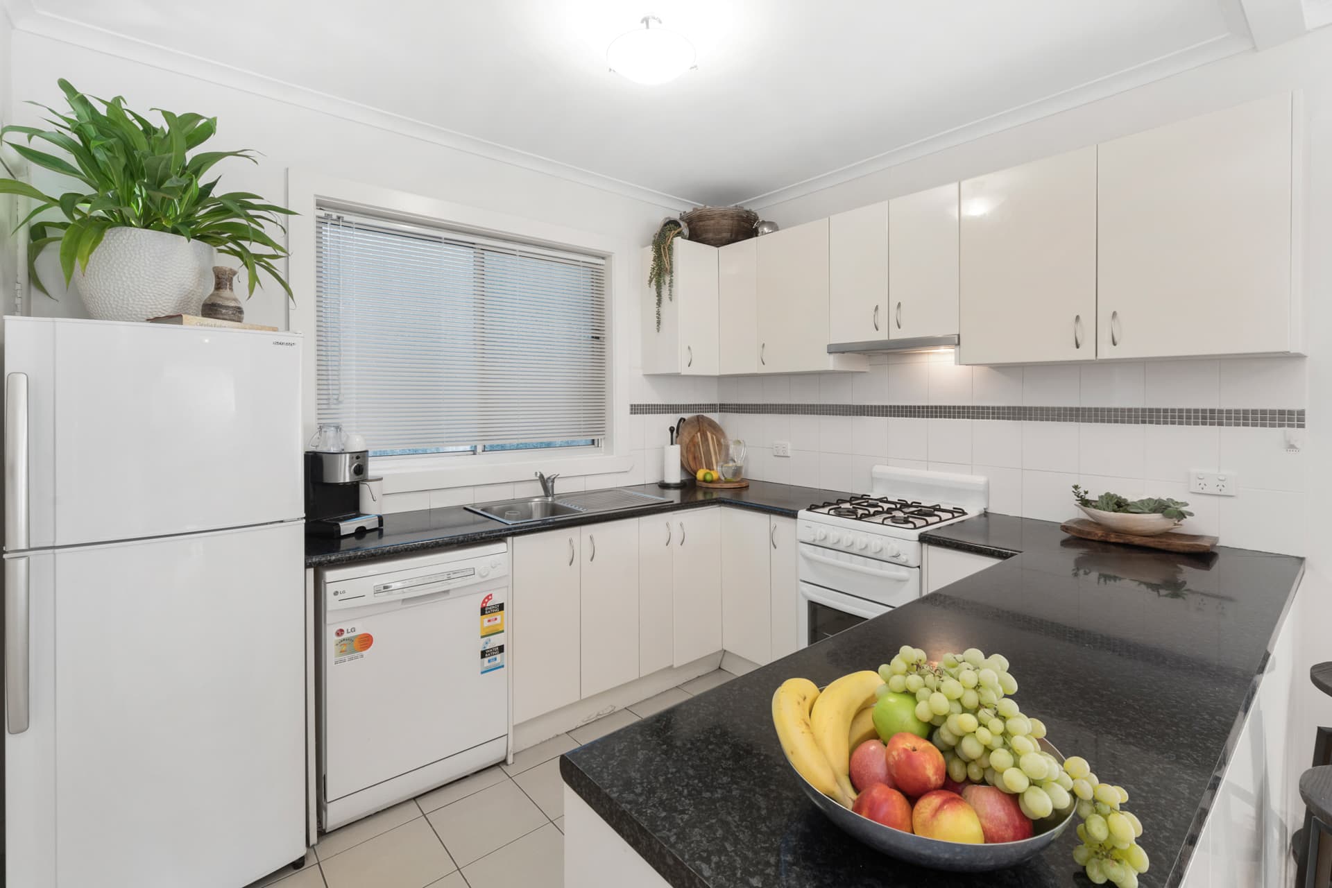 65 Rosslyn Avenue, Seaford, Seaford - Thumbnail 5