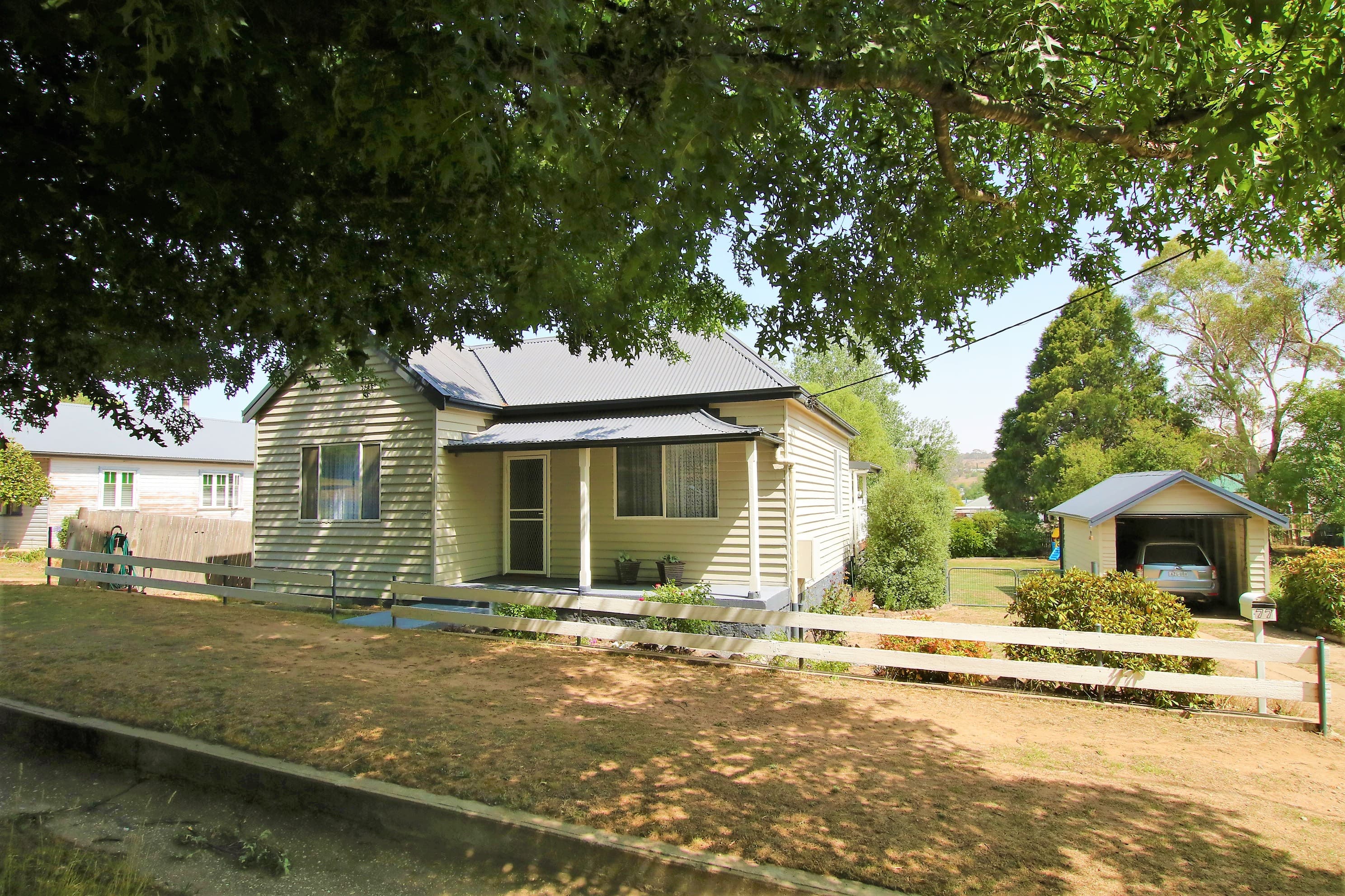 77 Wellington Street, Bombala, Bombala - Image 1