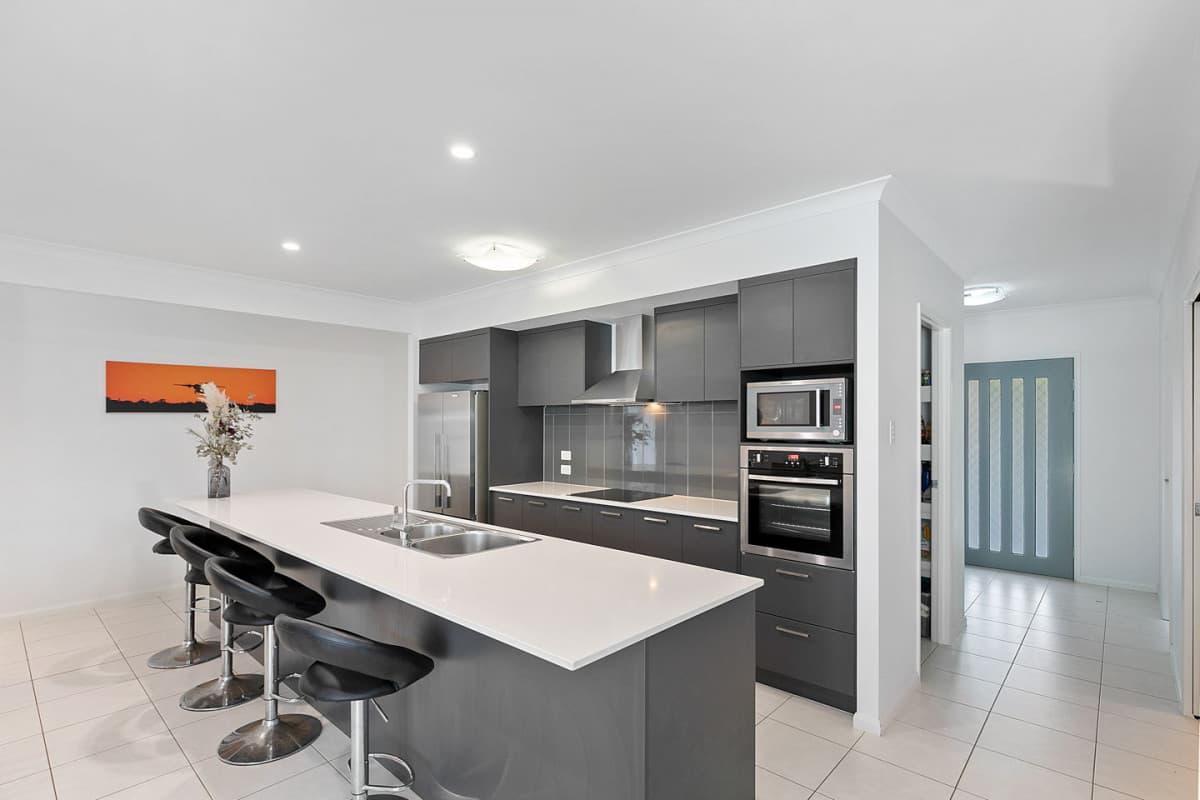 48 Hughes Road, Urangan, Urangan - Thumbnail 8