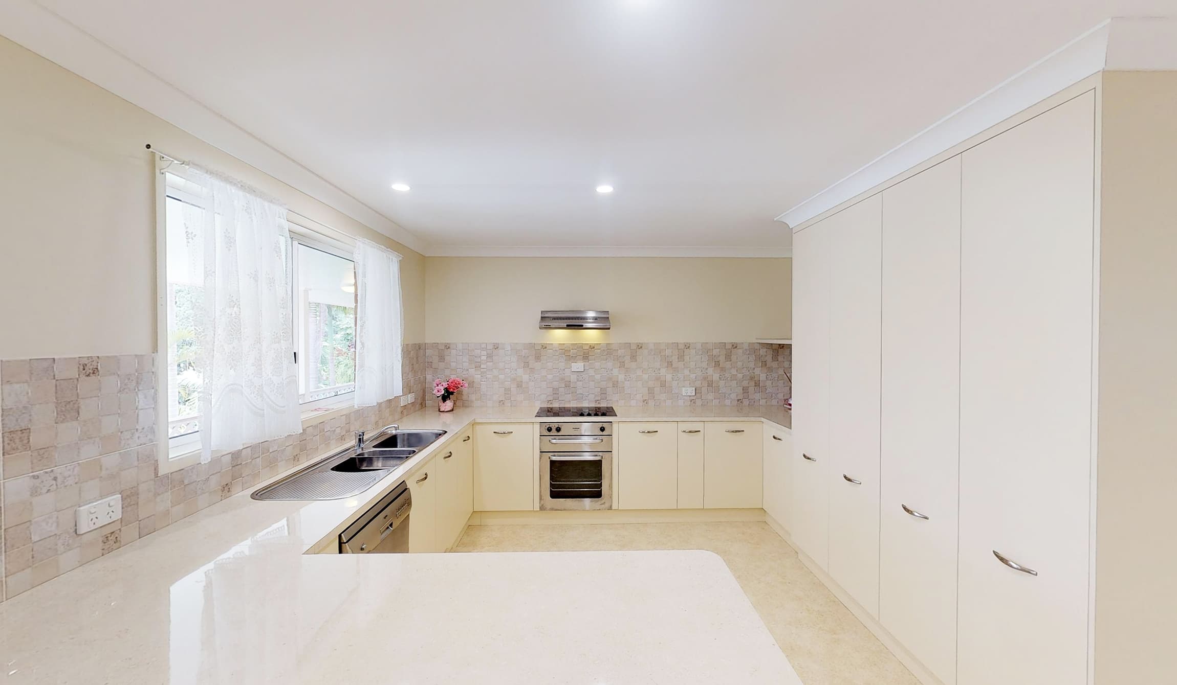 33 Vera Drive, Coffs Harbour, Coffs Harbour - Thumbnail 5