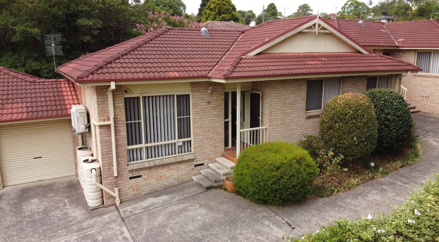 2/56 Jarrett Street, North Gosford, North Gosford - Image 1