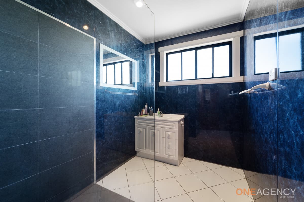 9 Quiggin Street, Wynyard, Wynyard - Thumbnail 7