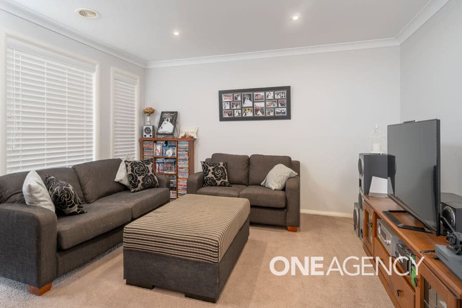4 Yulong Street, Glenfield Park, Glenfield Park - Thumbnail 2