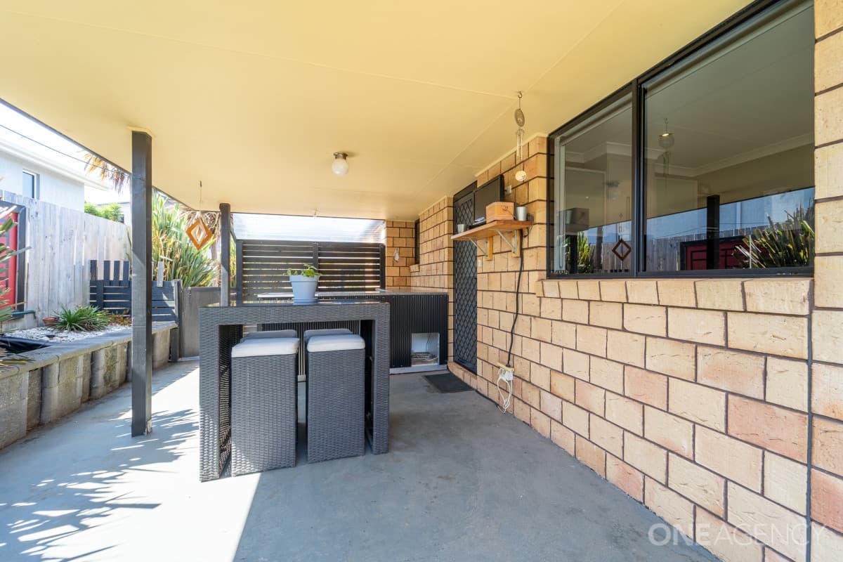 25 Heather Crescent, Park Grove, Park Grove - Thumbnail 3