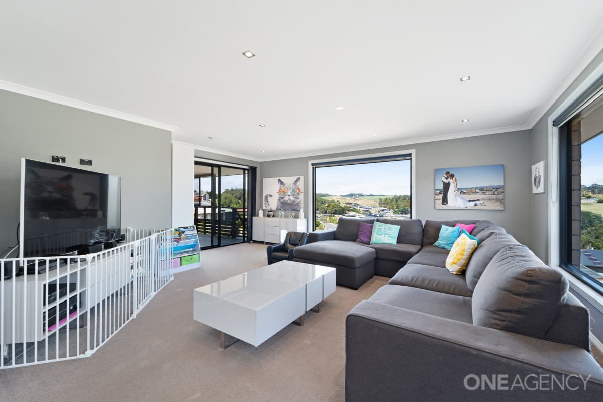 25 Heather Crescent, Park Grove, Park Grove - Thumbnail 8